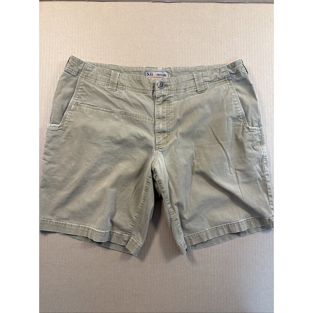 5.11 Shorts Mens Tactical Shorts‎ Outdoor Size  38 Khaki